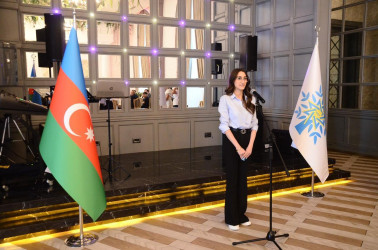 Nərimanov rayonunda yüksək bal toplayaraq Ali təhsil müəssisələrinə qəbul olan məzunlarla görüş keçirilib.