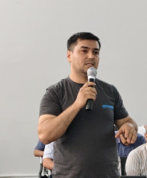 Nərimanov Rayon İcra Hakimiyyətinin başçısı Elgin Həbibullayev sakinlərlə növbəti səyyar görüş keçirib.