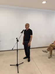 Nərimanov Rayon İcra Hakimiyyətinin başçısı Elgin Həbibullayev sakinlərlə səyyar görüş keçirib.