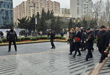 Nərimanov rayonunda Xocalı soyqırımı faciəsi qurbanlarının xatirəsi yad edilib.