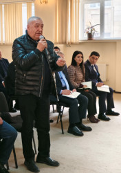 Nərimanov rayonunda səyyar qəbullar davam edir.