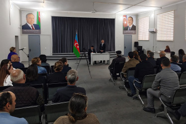 Nərimanov rayonunda sakinlərlə növbəti səyyar qəbul görüşü baş tutub.
