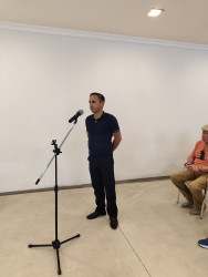Nərimanov Rayon İcra Hakimiyyətinin başçısı Elgin Həbibullayev sakinlərlə səyyar görüş keçirib.