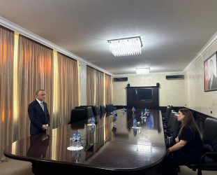 Nərimanov Rayon İcra Hakimiyyətinin başçısı Elgin Həbibullayev tərəfindən keçirilən vətəndaş qəbulları