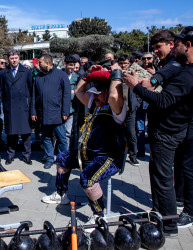 Nərimanov rayonunda Novruz bayramı münasibətilə şənlik təşkil olunub.