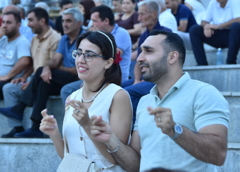 Nərimanov rayonunda sakinlər üçün açıq hava şənlikləri təşkil olunur.