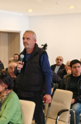 Nərimanov Rayon İcra Hakimiyyətinin başçısı Elgin Həbibullayev sakinlərlə səyyar görüş keçirib.