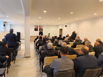 Nərimanovda sakinlərlə səyyar görüş keçirildi.