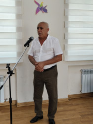 Nərimanov Rayon İcra Hakimiyyətinin başçısı Elgin Həbibullayev sakinlərlə səyyar görüş keçirib.