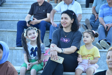 Nərimanov rayonunda növbəti yay şənliyi baş tutub.