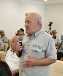 Nərimanovda sakinlərlə növbəti səyyar görüş keçirildi.