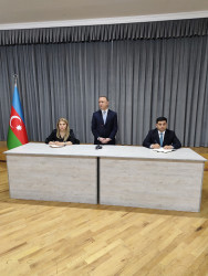 Nərimanov rayonunda sakinlərlə növbəti səyyar görüş keçirilib.