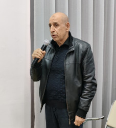 Nərimanov rayonunda səyyar görüşlər davam edir.