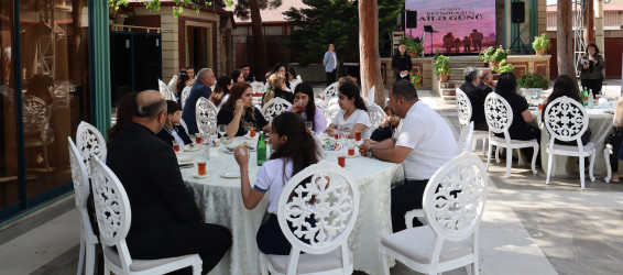 Nərimanov rayonunda “15 May – Beynəlxalq Ailə Günü” qeyd olunub.