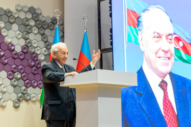 Nərimanov rayonunda Ulu Öndər Heydər Əliyevə həsr olunmuş tədbir keçirilib.