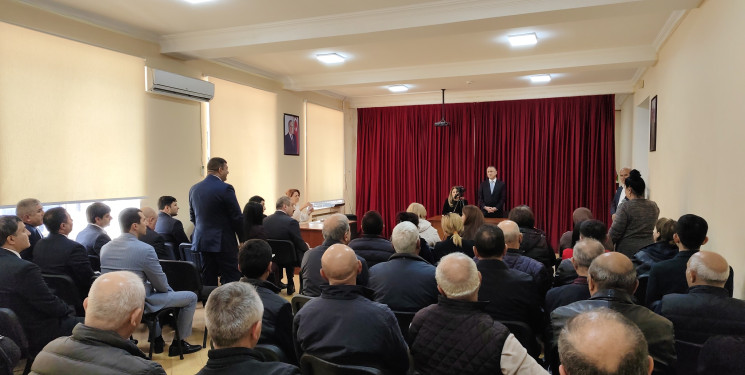 Nərimanov rayonunda sakinlərlə növbəti səyar görüş keçirilib.
