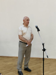 Nərimanov Rayon İcra Hakimiyyətinin başçısı Elgin Həbibullayev sakinlərlə görüşüb.
