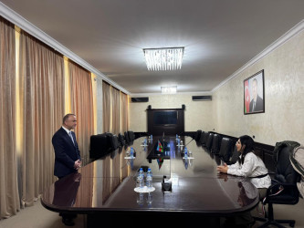 Nərimanov Rayon İcra Hakimiyyətinin başçısı Elgin Həbibullayev tərəfindən keçirilən vətəndaş qəbulları