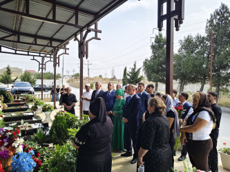 Vətən müharibəsi şəhidi Sinan Məmmədovun məzarı ziyarət olunub.