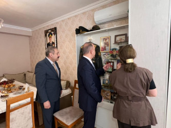 49 yaşı tamam olan Vətən Müharibəsi şəhidi, polkovnik – leytenant Qərib Baxşəliyevin ailəsi ziyarət olunub.