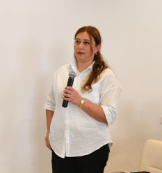 Nərimanov Rayon İcra Hakimiyyətinin başçısı Elgin Həbibullayev sakinlərlə səyyar görüş keçirib.