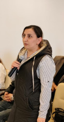 Nərimanov Rayon İcra Hakimiyyətinin başçısı Elgin Həbibullayev sakinlərlə səyyar görüş keçirib.